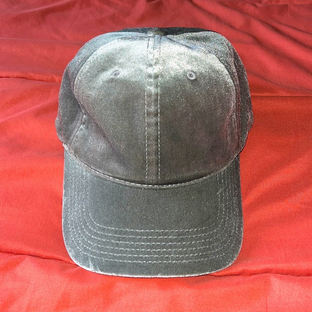 BUNDLE💕Silver/Grey Velvet Dad Cap/Baseball Cap